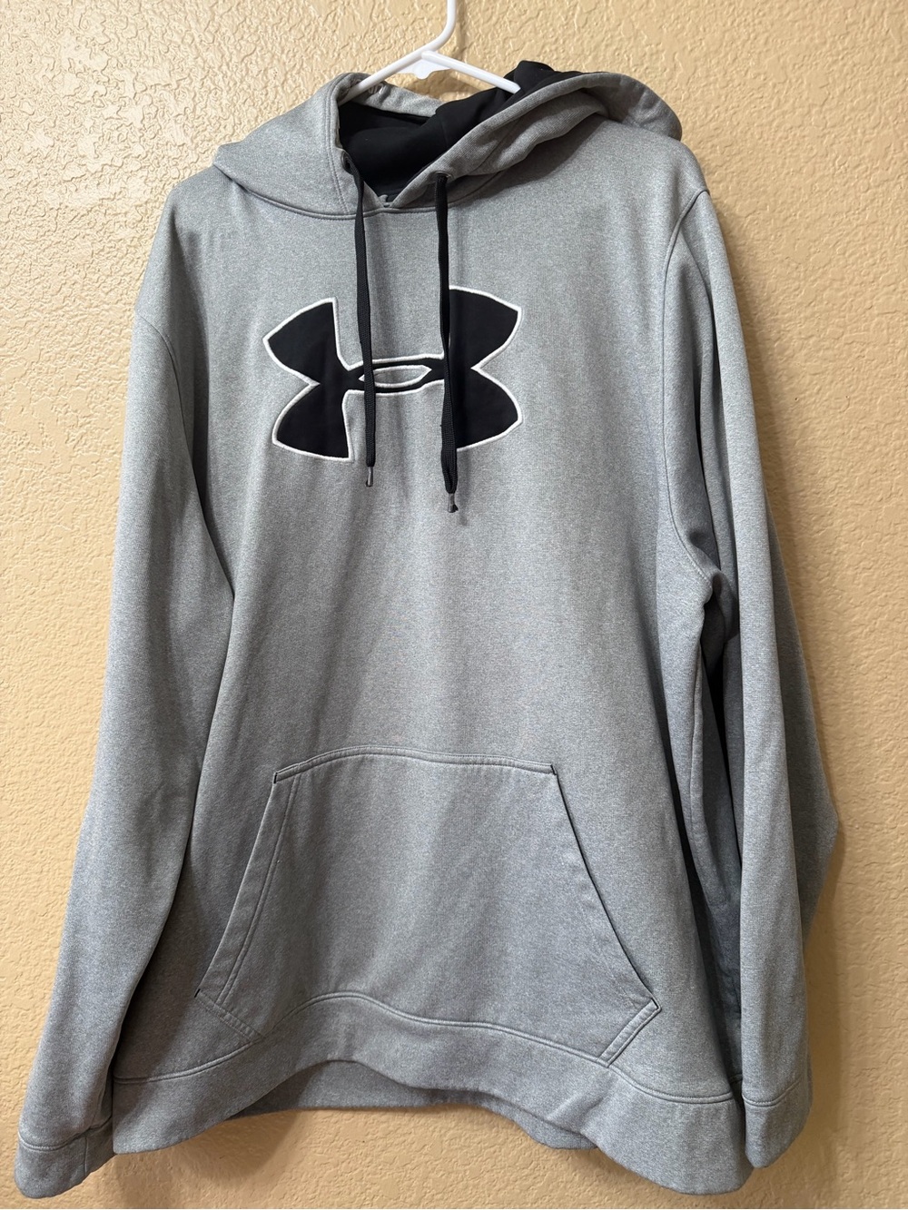 Under Armour Men’s Gray Hoodie with Black Logo